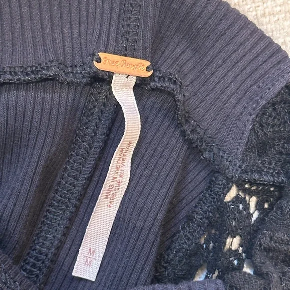 Free People Black Ribbed Women's Top - Picture 4 of 5